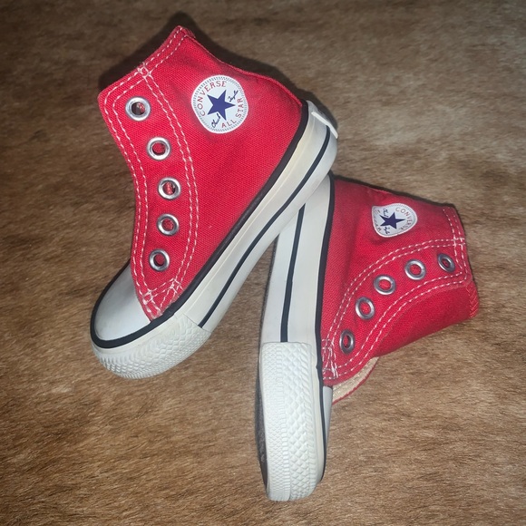 Red Baby Converse - Picture 1 of 3